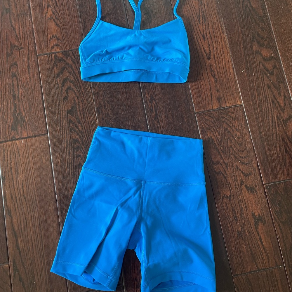 Lululemon wunder train shorts and flow y bra set poolside blue